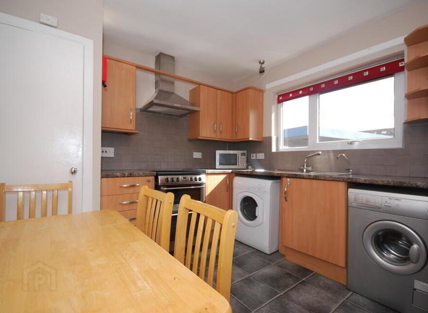20 Breda Road, Newtownbreda, Belfast, BT8 7BU