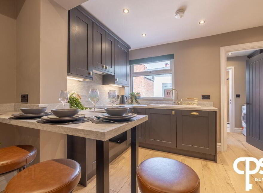 82 Northbrook Street, Belfast, BT9 7DJ