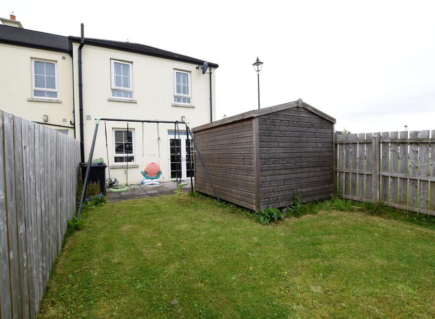 11 Linen Fields, Moira, BT67 0XL