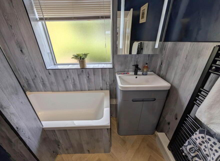 13 Hayesbank Park, Derry, BT47 2AZ
