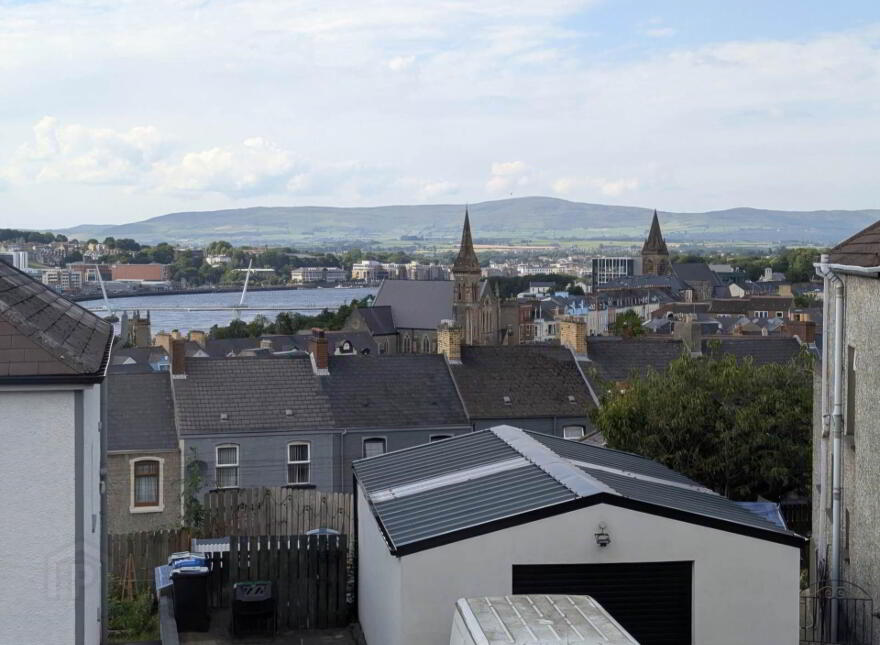 13 Hayesbank Park, Derry, BT47 2AZ