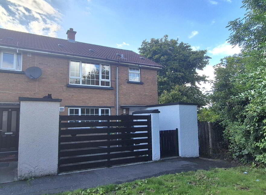 13 Knockdara Park, Derry, BT47 2BQ photo
