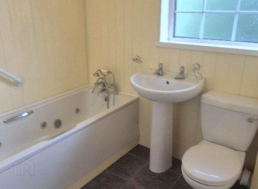 13 Knockdara Park, Derry, BT47 2BQ