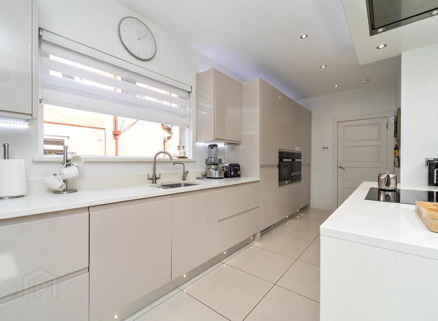 34 Ormonde Park, Belfast, BT10 0LS
