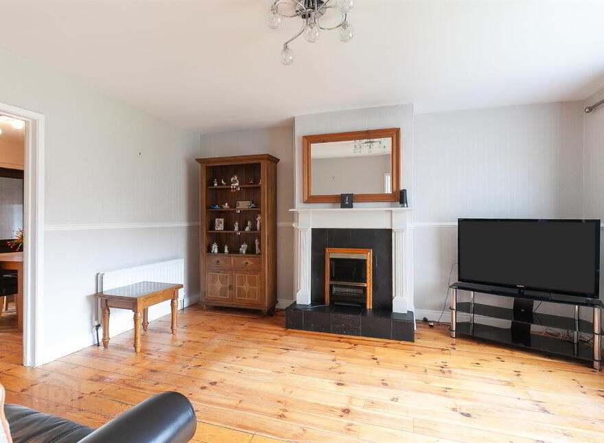 90 Elmfield Road, Newtownabbey, BT36 6DW