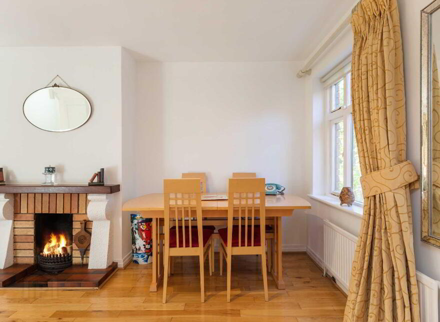 24 Brooklawn Wood, Blackrockco, Dublin, A94PE83