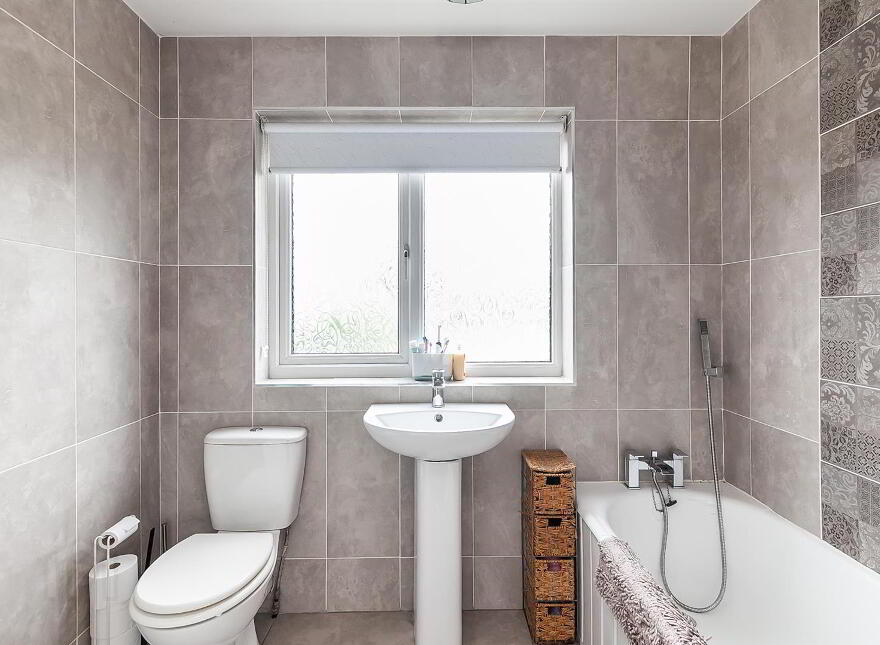 2 Fairhill Drive, Newtownabbey, BT36 6LU