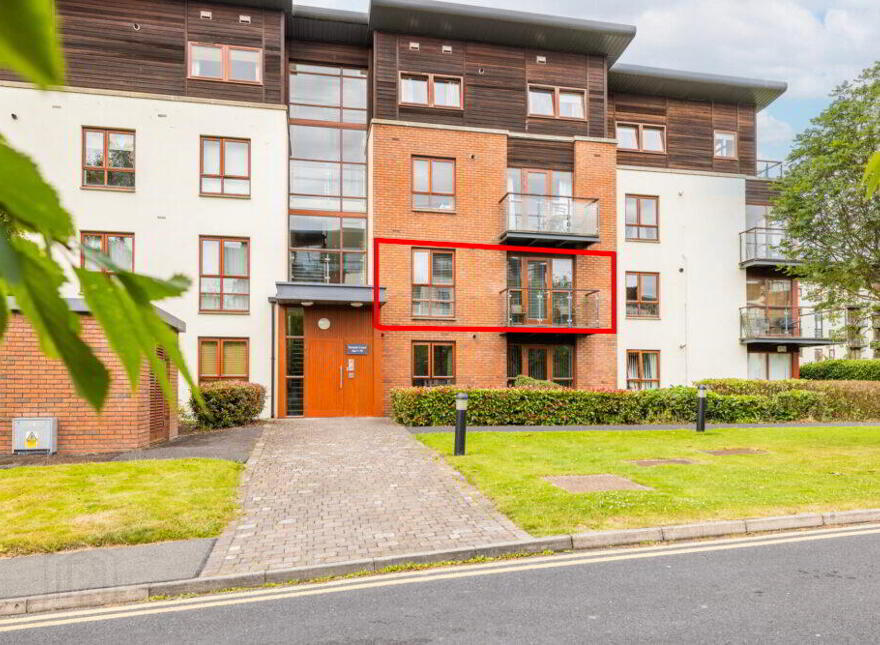 Apt 10, Temple Court, Northwood, Santry, Dublin, D09X344 photo