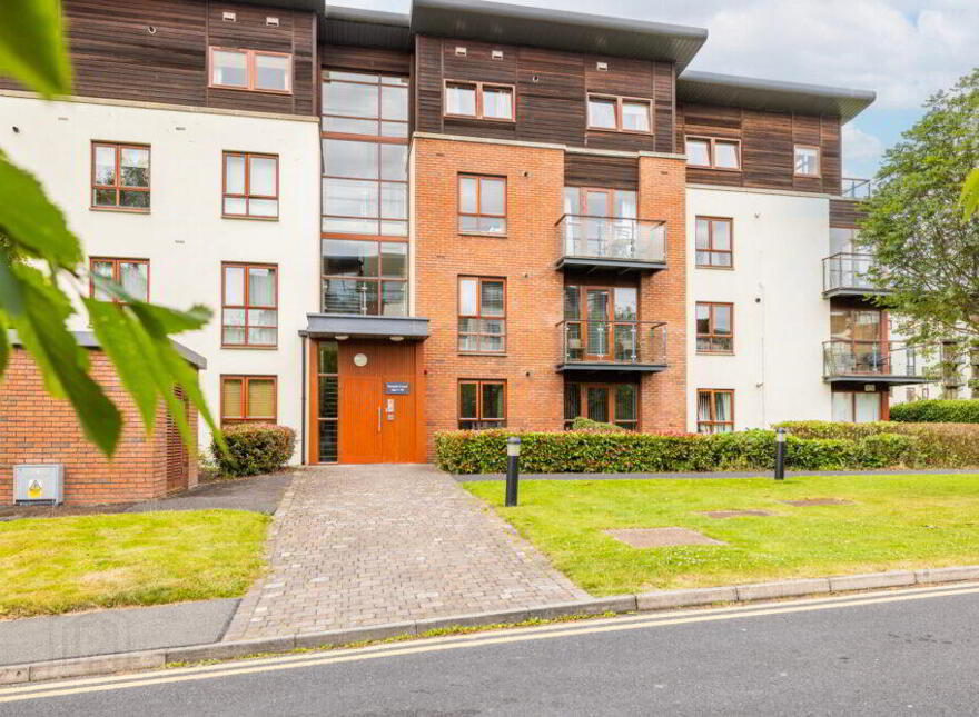 Apt 10, Temple Court, Northwood, Santry, Dublin, D09X344