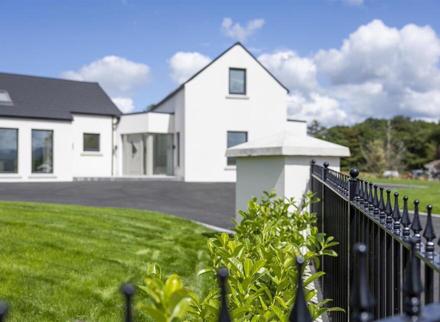 424 Foreglen Road, Dungiven, BT47 4PN