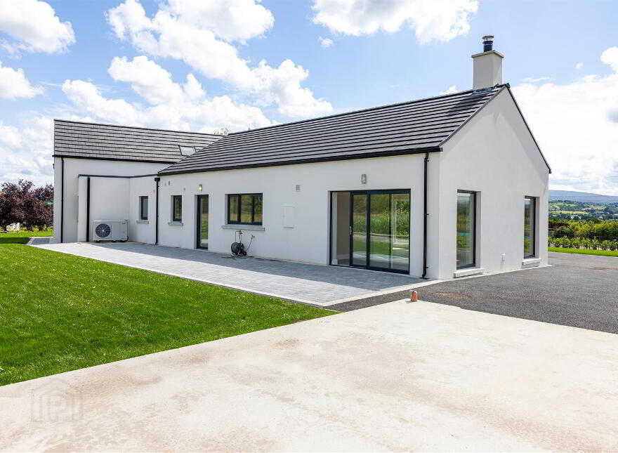 424 Foreglen Road, Dungiven, BT47 4PN