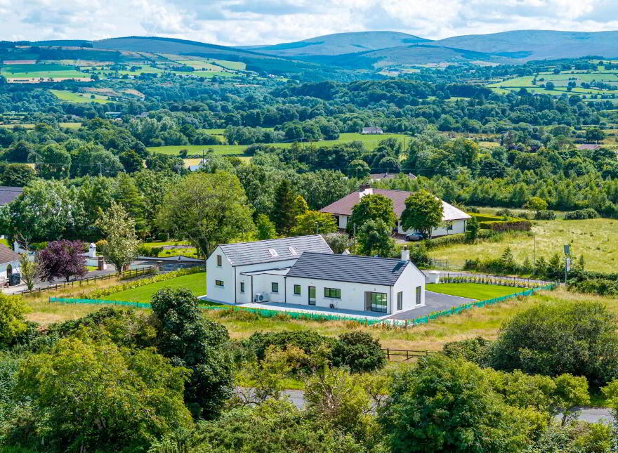 424 Foreglen Road, Dungiven, BT47 4PN
