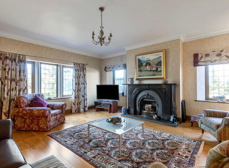 35 Edenticullo Road, Hillsborough, BT26 6PH