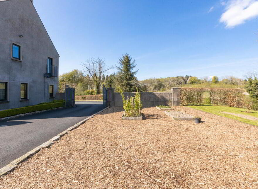 35 Edenticullo Road, Hillsborough, BT26 6PH