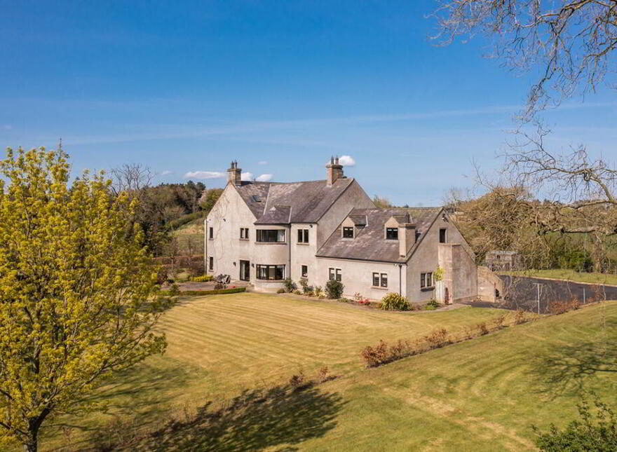 35 Edenticullo Road, Hillsborough, BT26 6PH