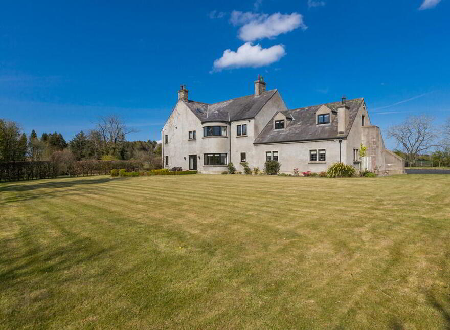 35 Edenticullo Road, Hillsborough, BT26 6PH