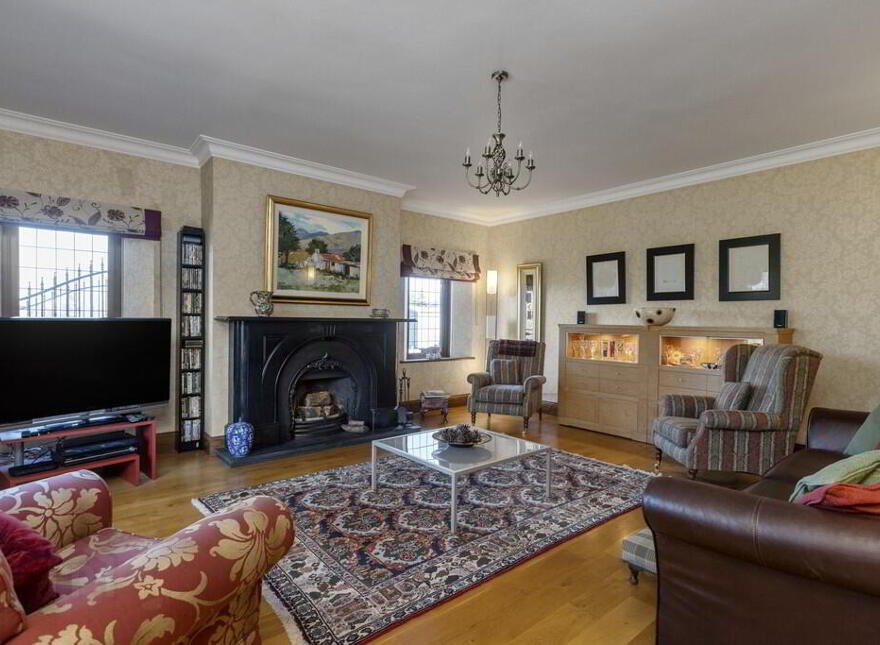 35 Edenticullo Road, Hillsborough, BT26 6PH