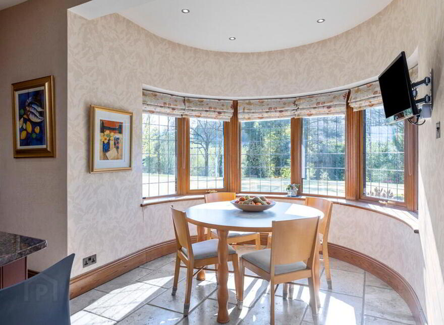 35 Edenticullo Road, Hillsborough, BT26 6PH