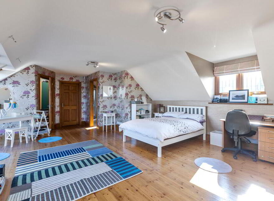 35 Edenticullo Road, Hillsborough, BT26 6PH