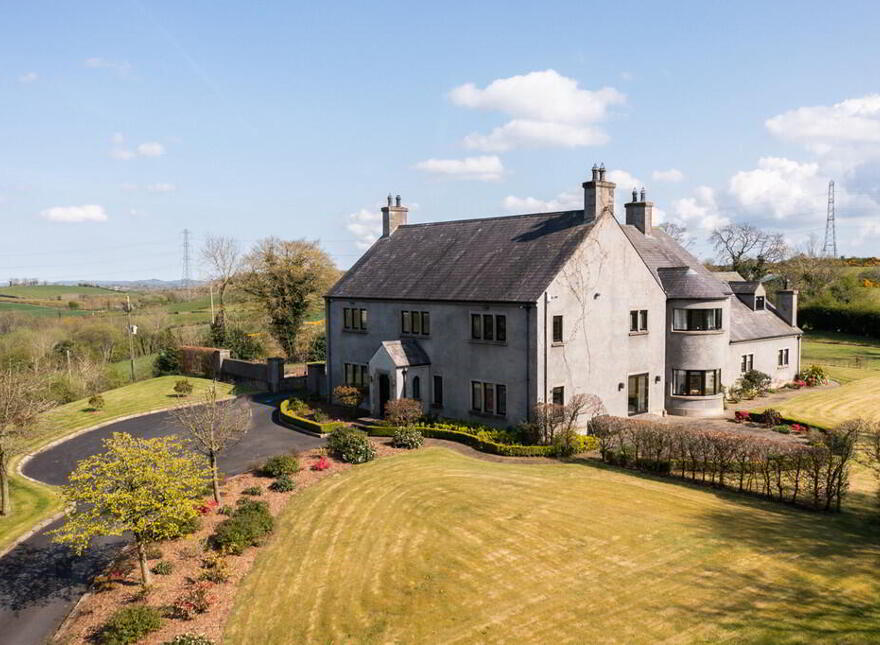 35 Edenticullo Road, Hillsborough, BT26 6PH
