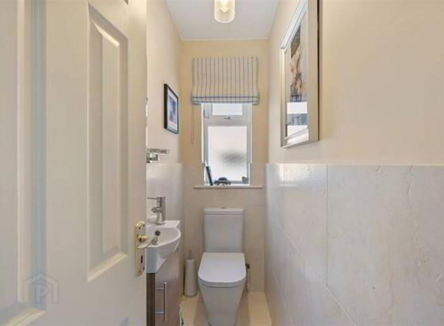 2 Shrewsbury Park, Fernhill Road, Carrigaline