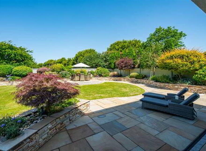 2 Shrewsbury Park, Fernhill Road, Carrigaline