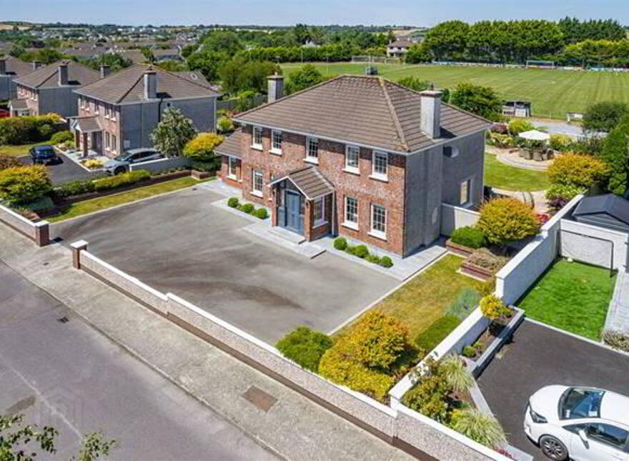 2 Shrewsbury Park, Fernhill Road, Carrigaline