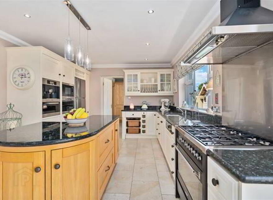 2 Shrewsbury Park, Fernhill Road, Carrigaline