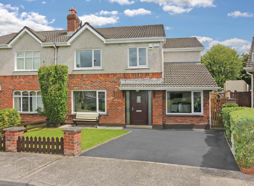 12 Ashmount, Church Road, Raheen photo