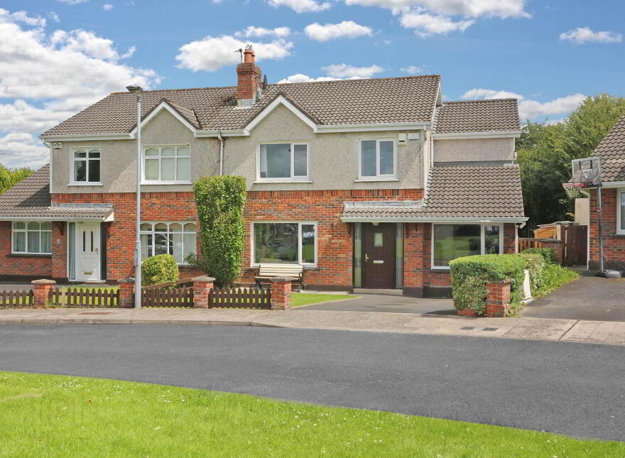 12 Ashmount, Church Road, Raheen