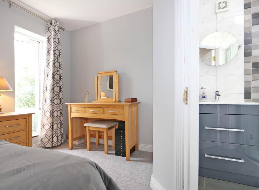 12 Ashmount, Church Road, Raheen