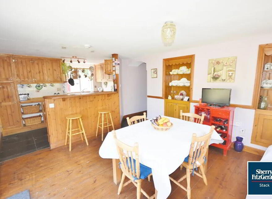 Tarmons, East, Tarbert, V31EN12