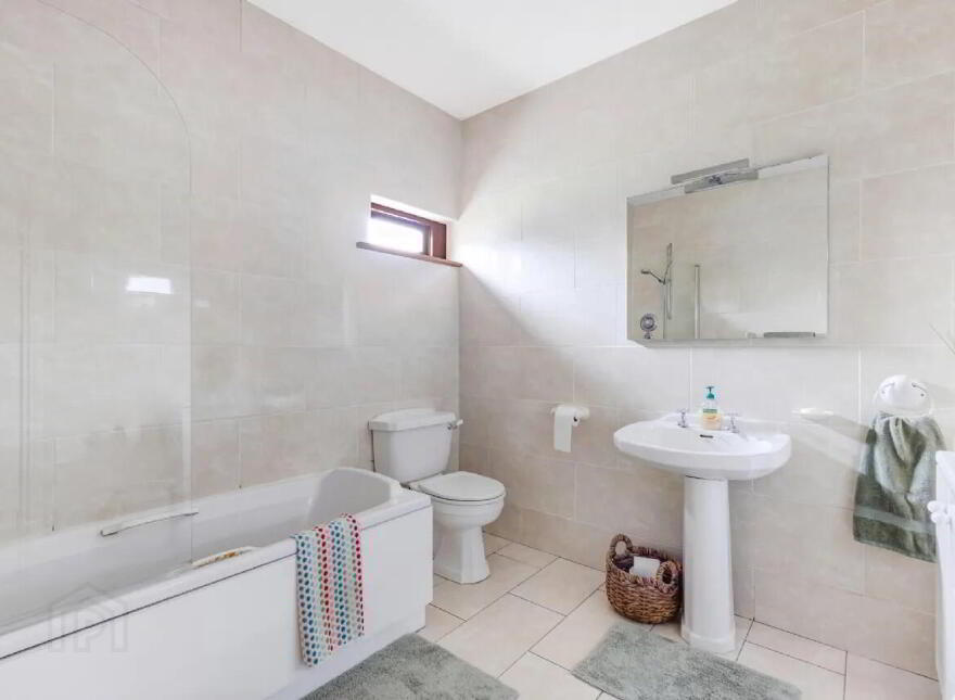 Pinecrest, Fairyhouse Road, Ratoath, A85CK40