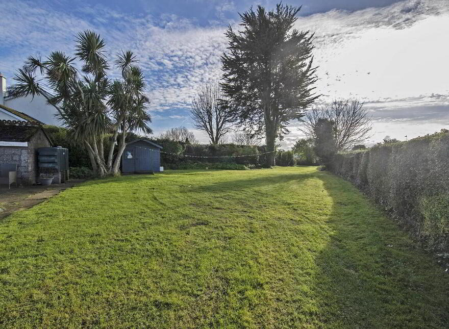 The Anchorage, Clonea Road, Abbeyside, Dungarvan, X35F400