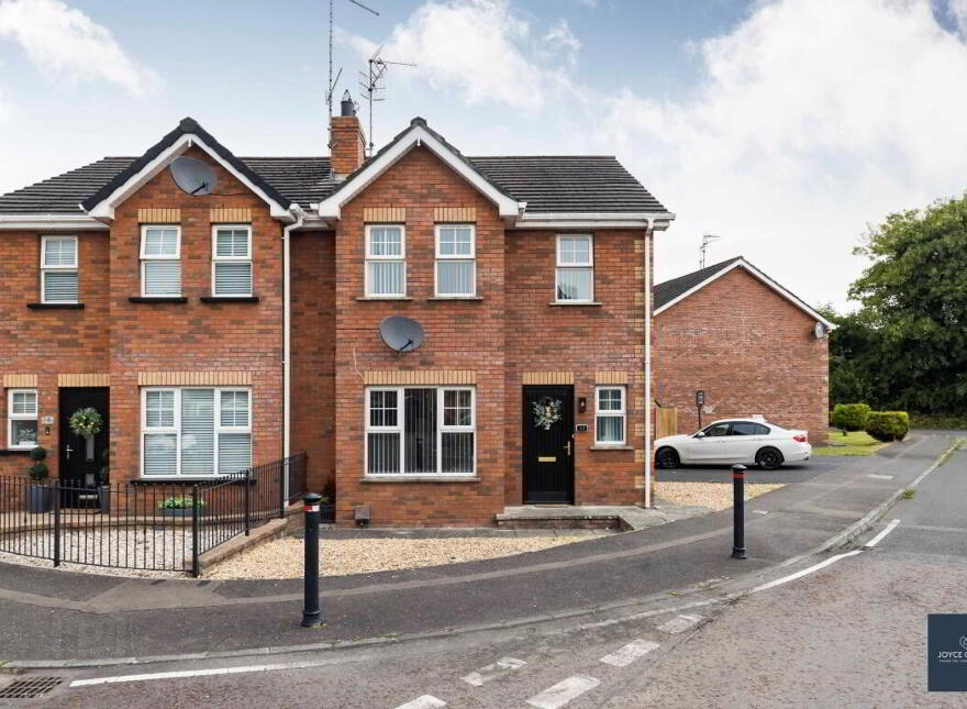 13 Bridgeford Meadows, Portadown, BT62 3TX photo