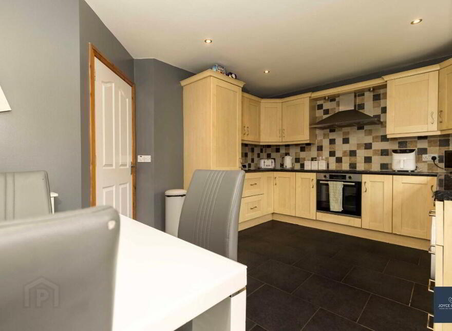 13 Bridgeford Meadows, Portadown, BT62 3TX