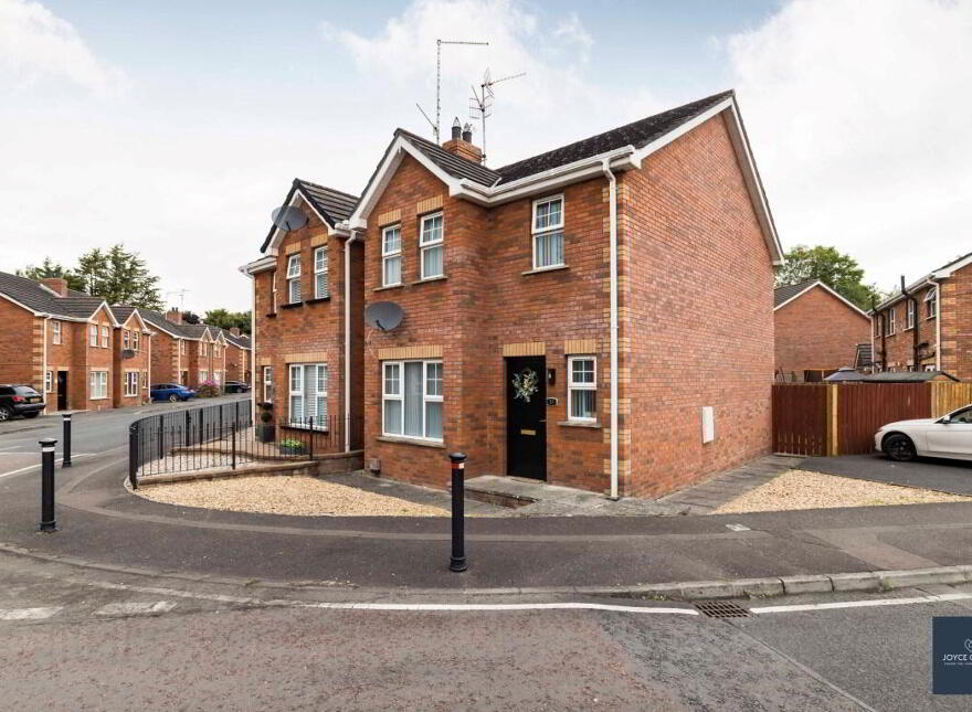 13 Bridgeford Meadows, Portadown, BT62 3TX