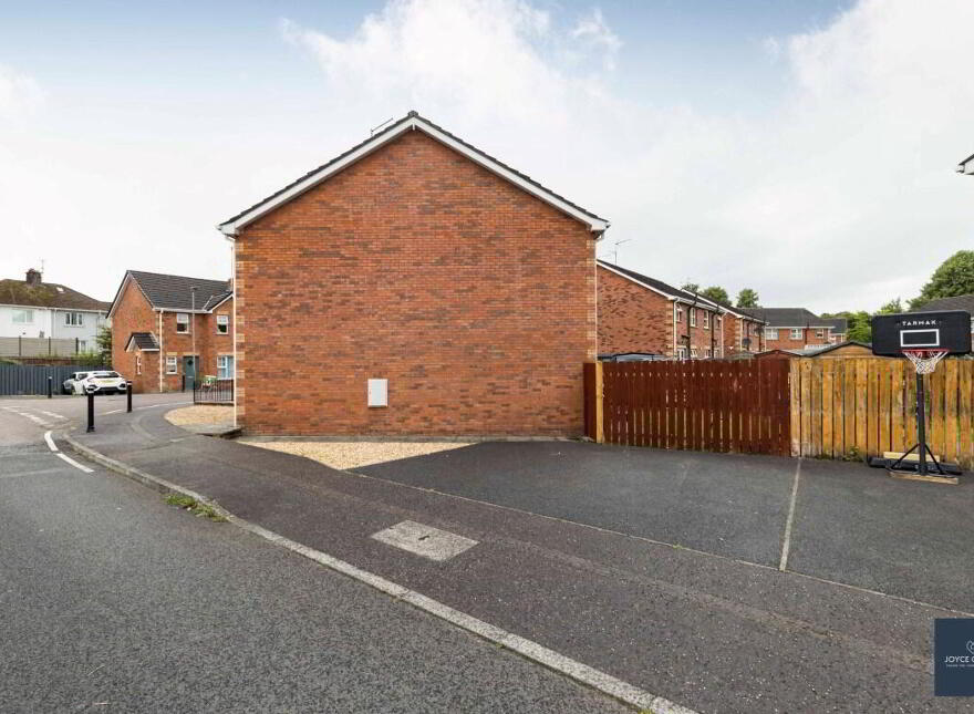 13 Bridgeford Meadows, Portadown, BT62 3TX