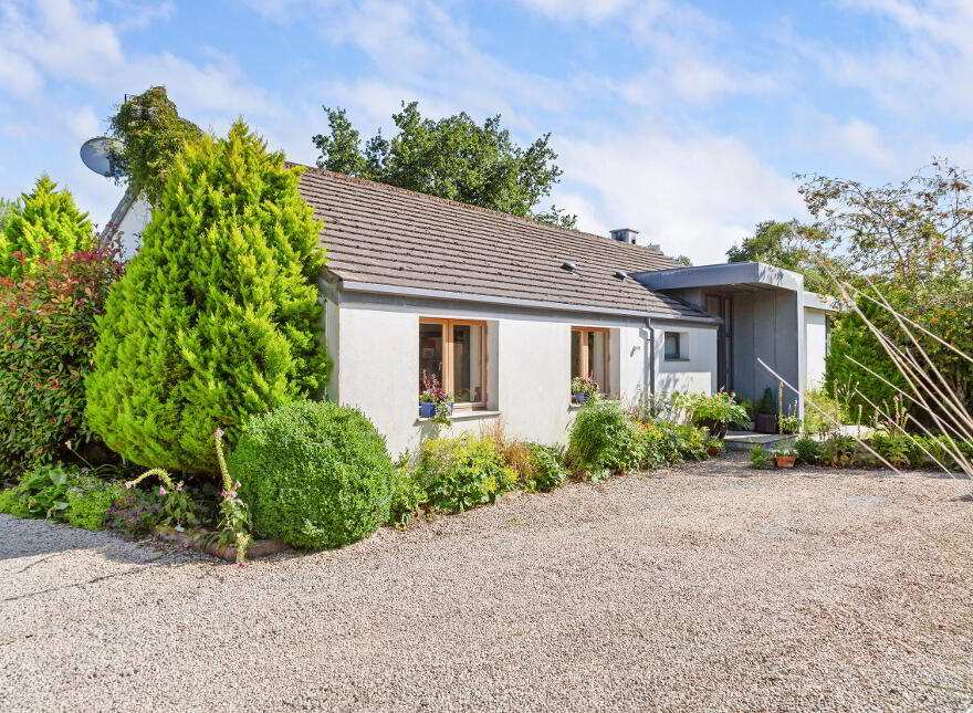 Suaimhneas, Ballinacooley, Glenealy, A67YC59 photo