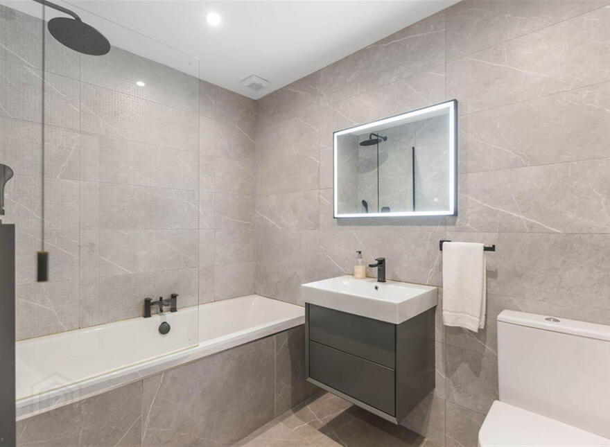 2 Corrstown Lane, Portrush, BT56 8FX