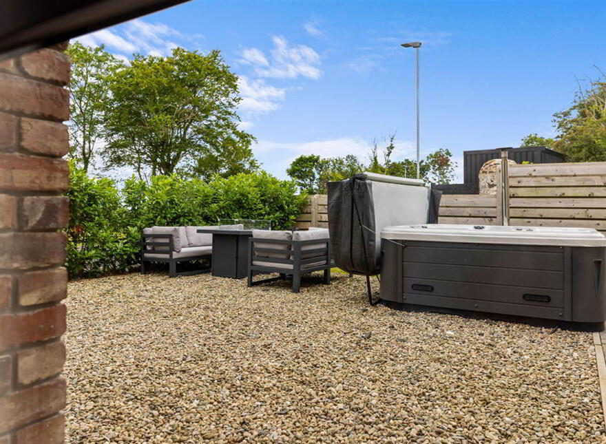 2 Corrstown Lane, Portrush, BT56 8FX