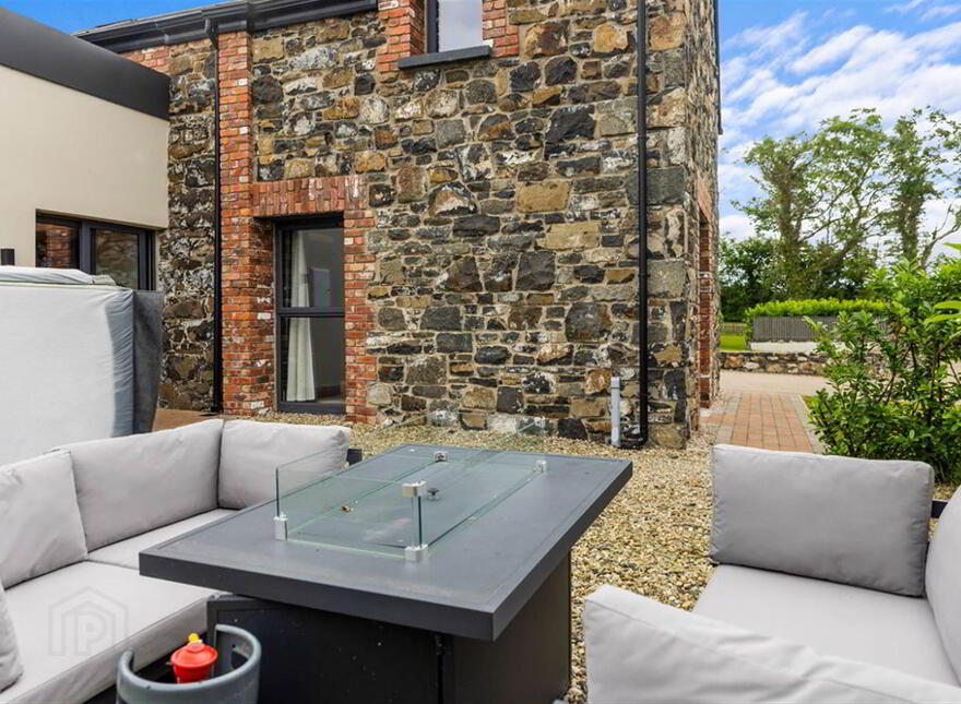 2 Corrstown Lane, Portrush, BT56 8FX
