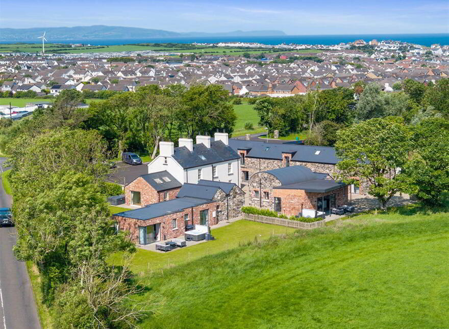 2 Corrstown Lane, Portrush, BT56 8FX