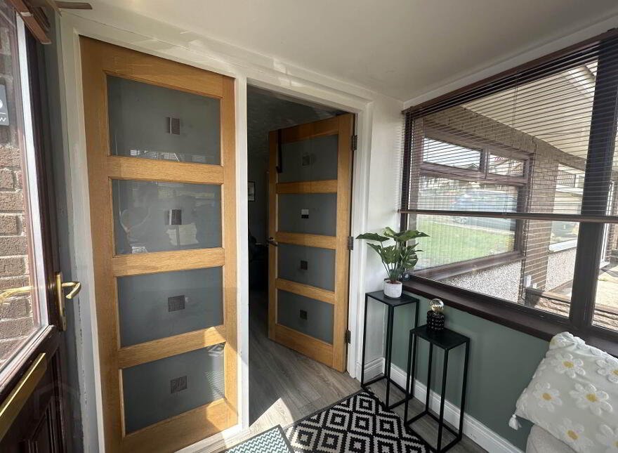 26 Argyll View, Larne, BT40 2JR