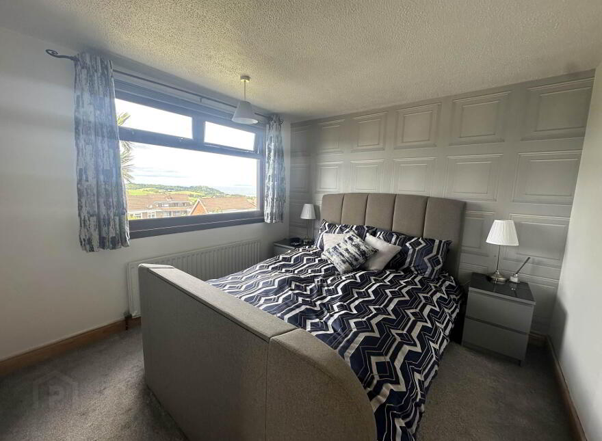 26 Argyll View, Larne, BT40 2JR