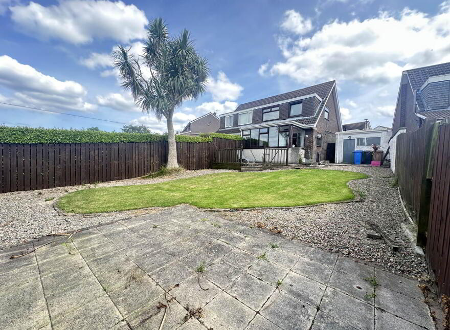 26 Argyll View, Larne, BT40 2JR