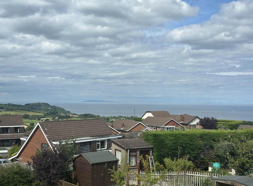 26 Argyll View, Larne, BT40 2JR