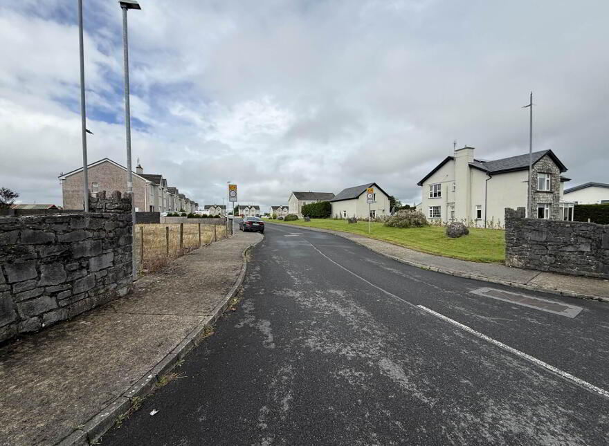 7 The Old Racecourse, Knock Road, Ballyhaunis, F35NN99
