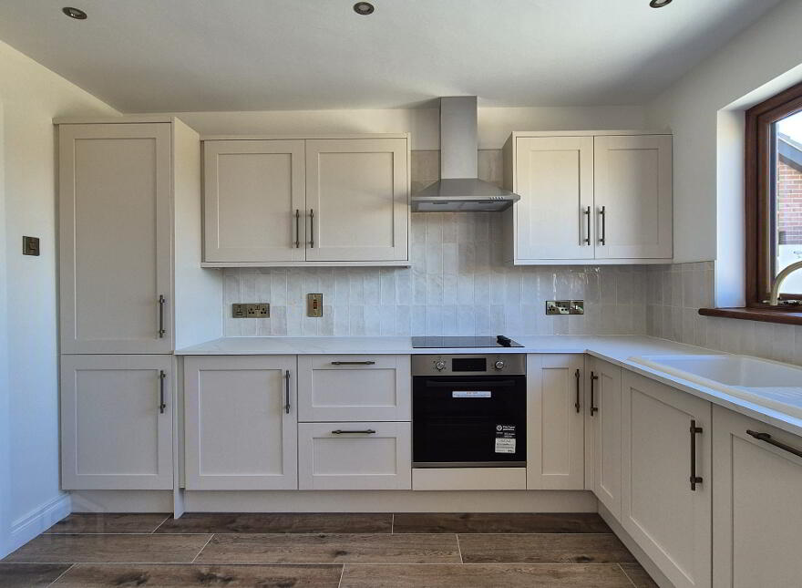 24 Hawood Way, Kilkeel, BT34 4BF