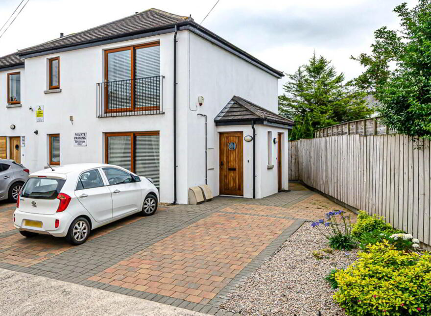 49 Lismain Street, Ravenhill, Belfast, BT6 8NN photo